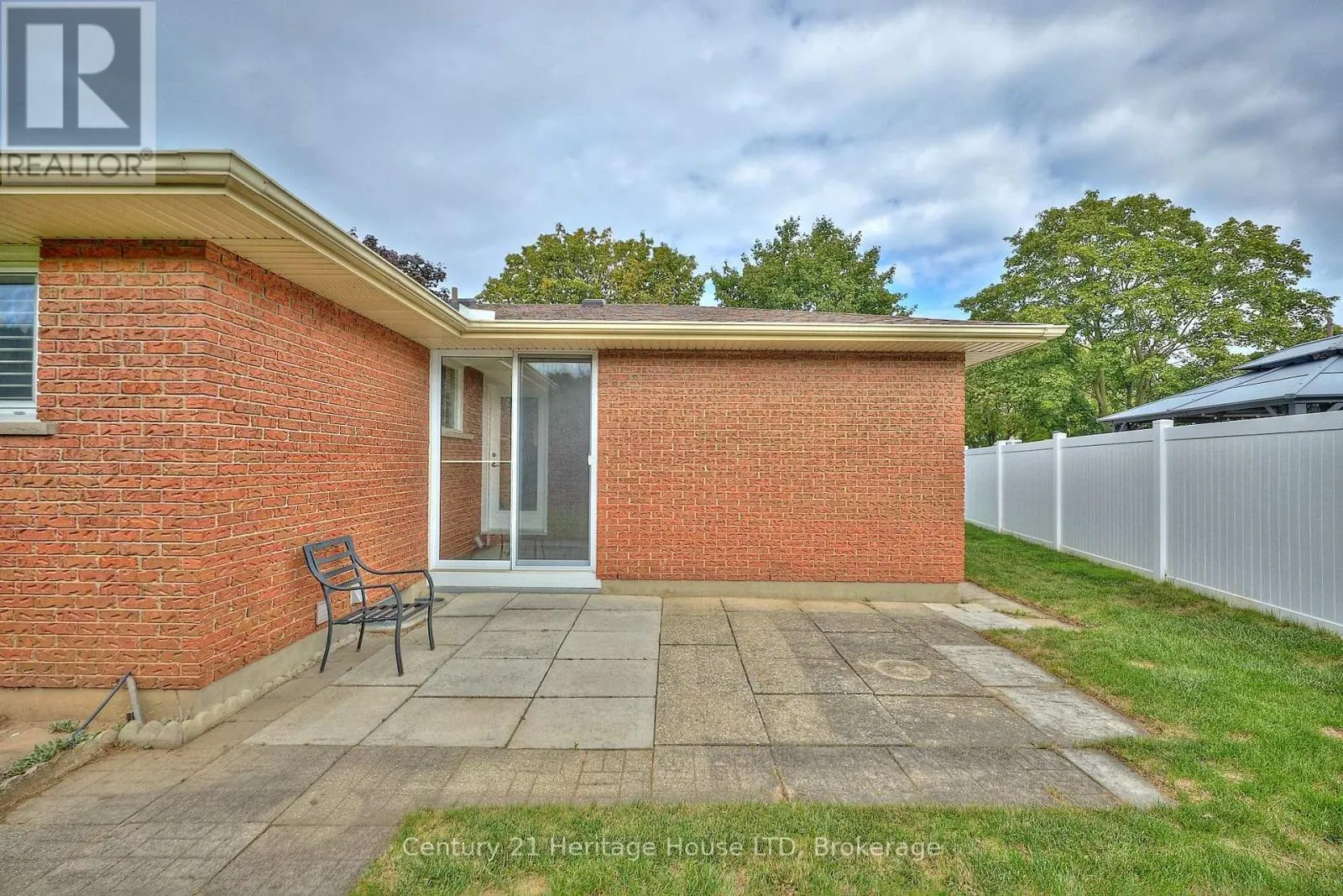 18 PRINCEWAY DRIVE