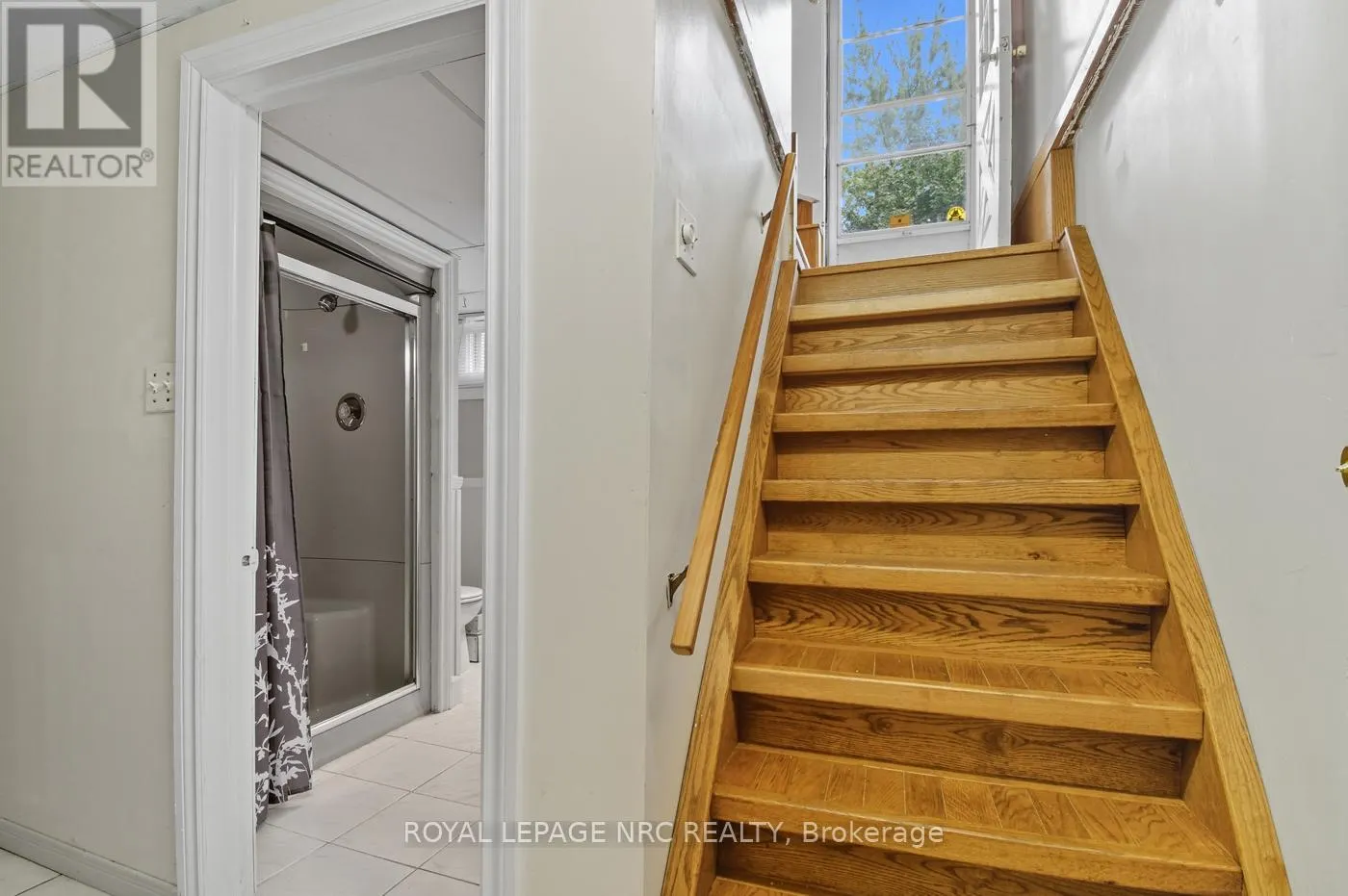 42 LINWOOD DRIVE