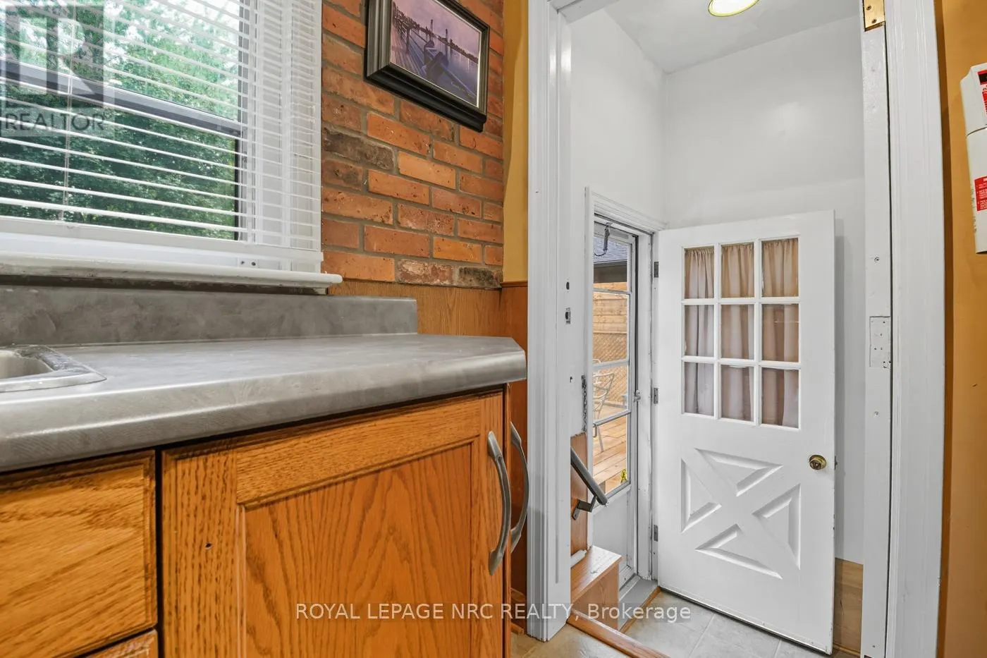 42 LINWOOD DRIVE