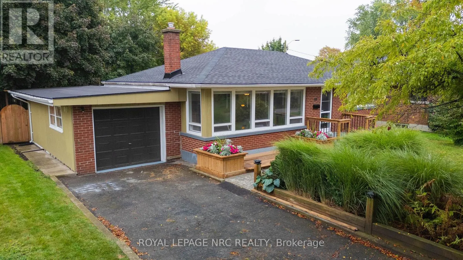 42 LINWOOD DRIVE