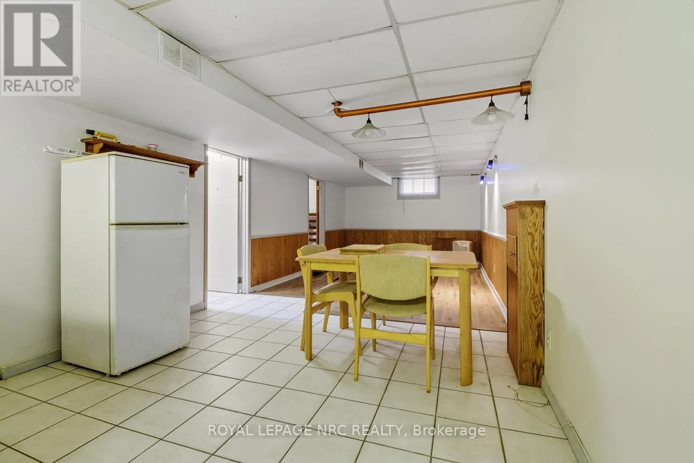 42 LINWOOD DRIVE