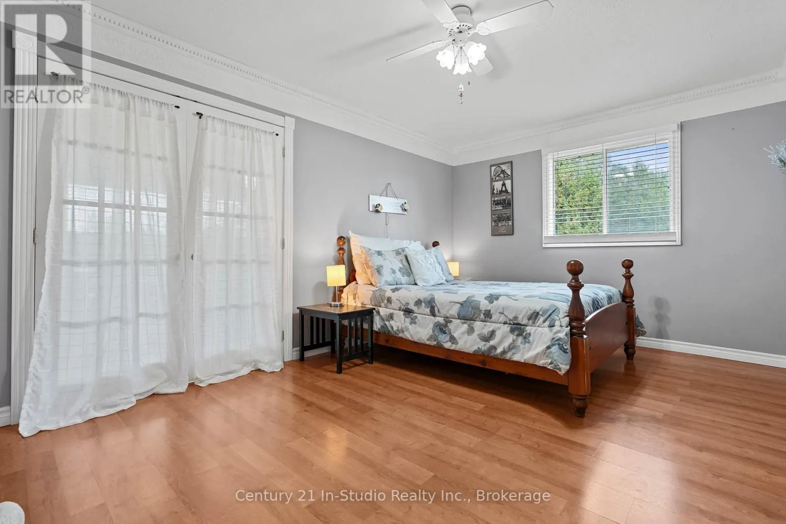 618134 GREY 18 ROAD