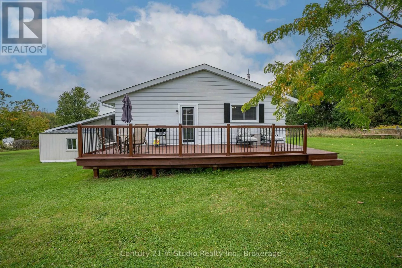 618134 GREY 18 ROAD