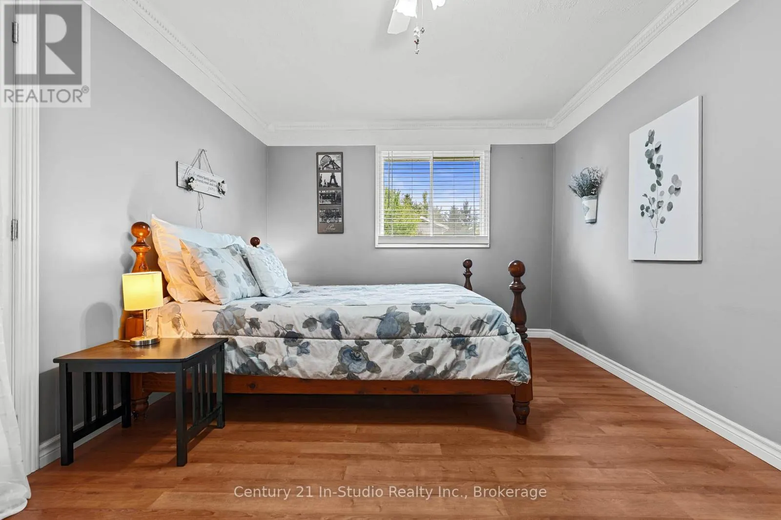 618134 GREY 18 ROAD
