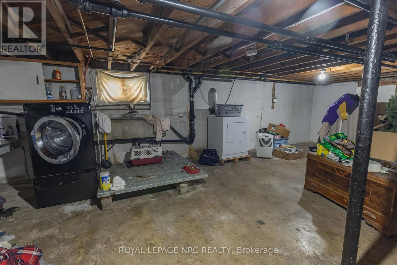 248 BELL STREET