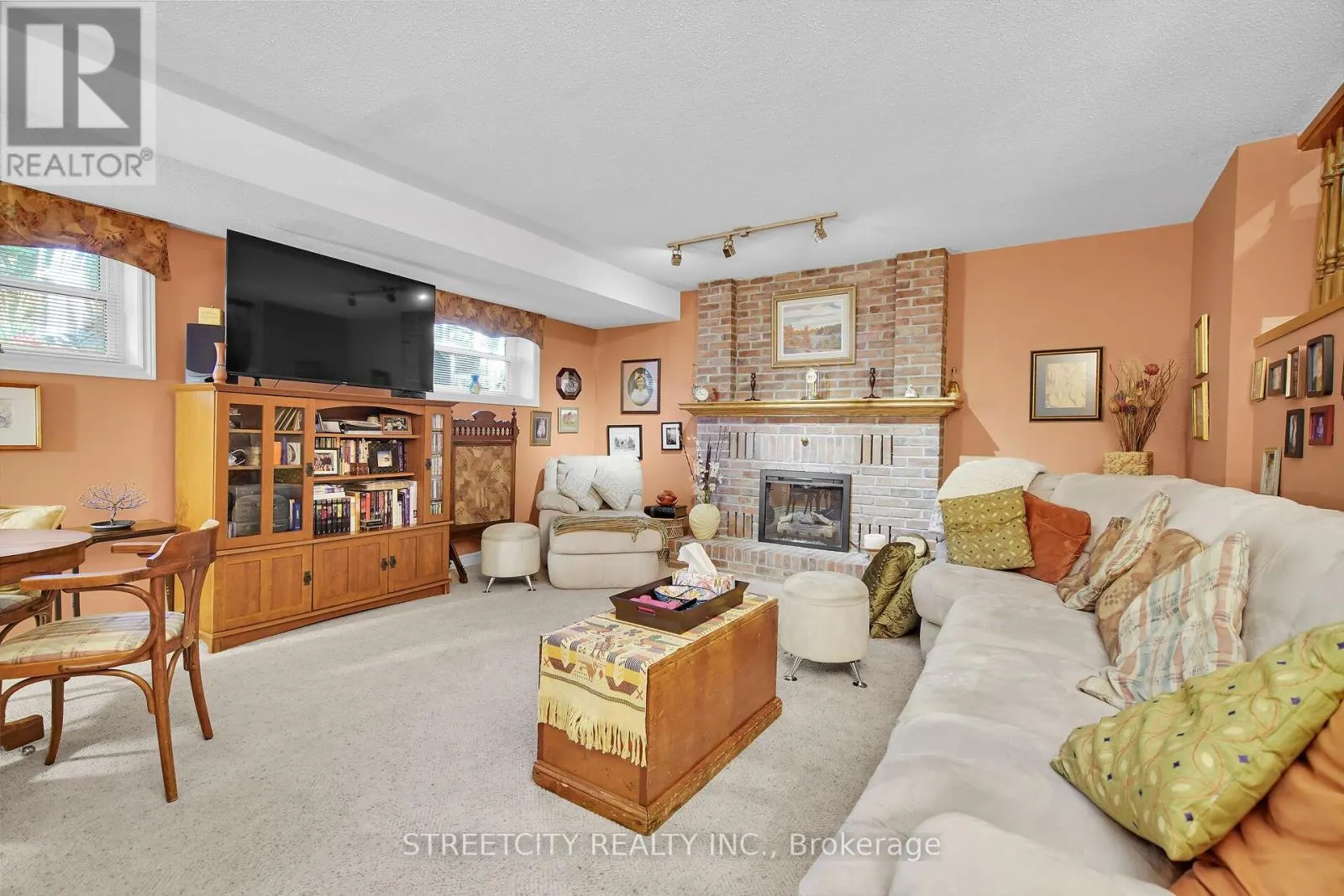 55 MARTINET AVENUE