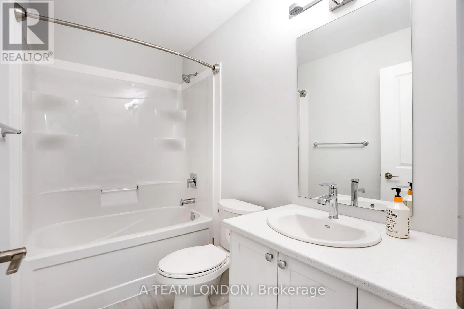 413 - 100 THE PROMENADE, #413