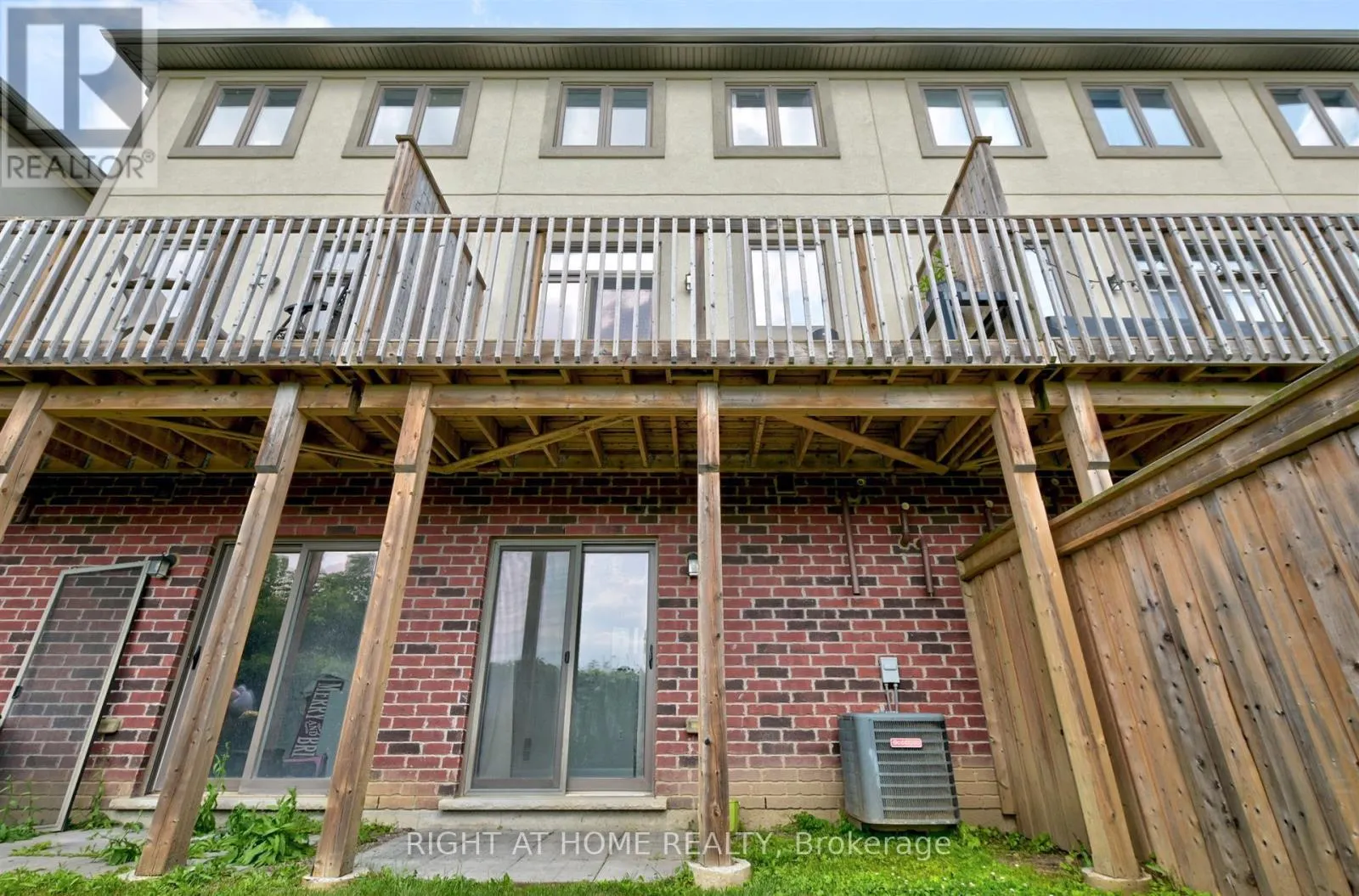 90 - 1169 GARNER ROAD E