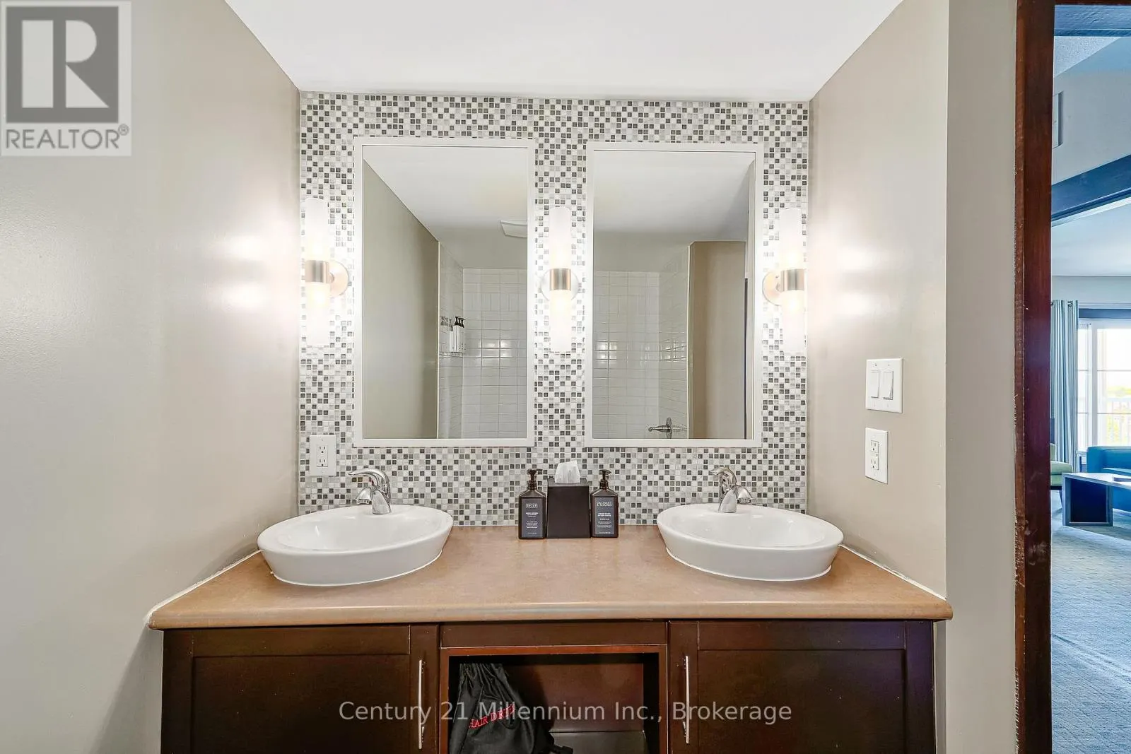 443 - 190 JOZO WEIDER BOULEVARD, #443