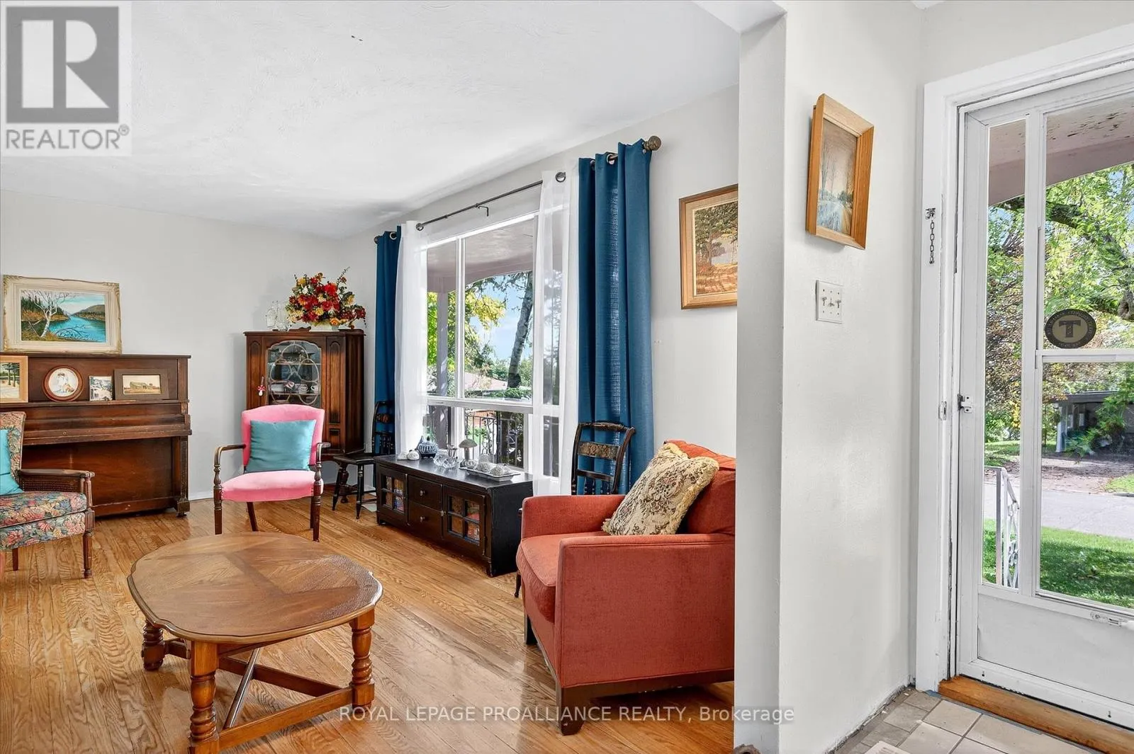 2 SENECA ROAD