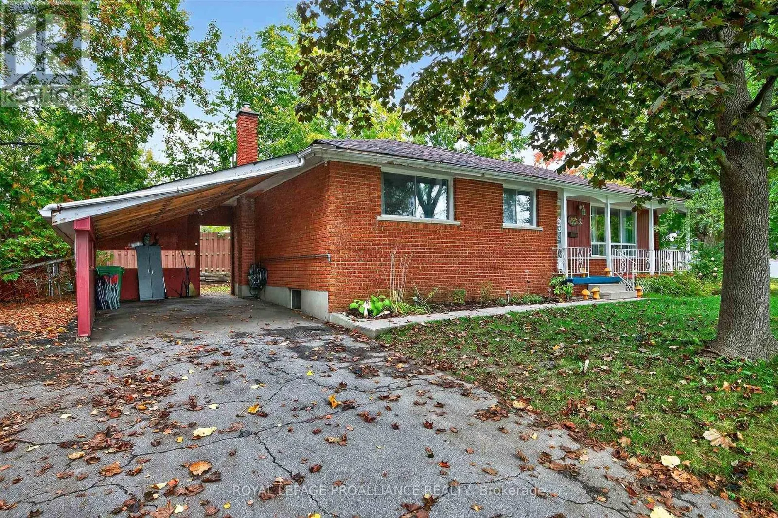 2 SENECA ROAD