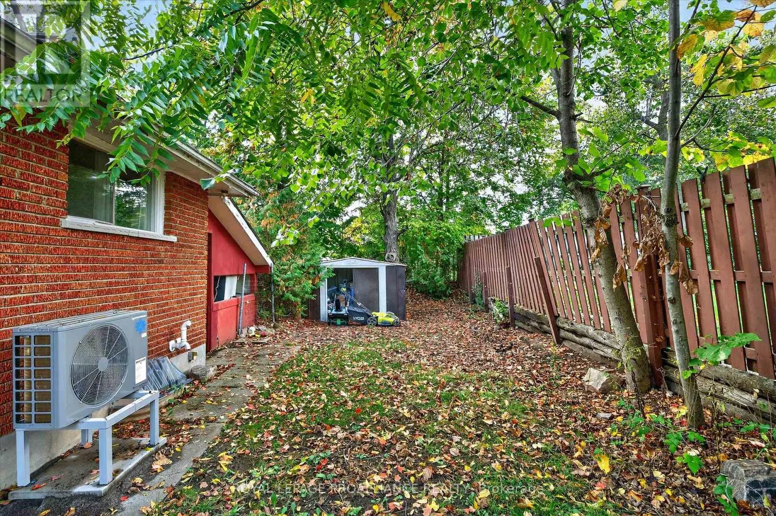 2 SENECA ROAD