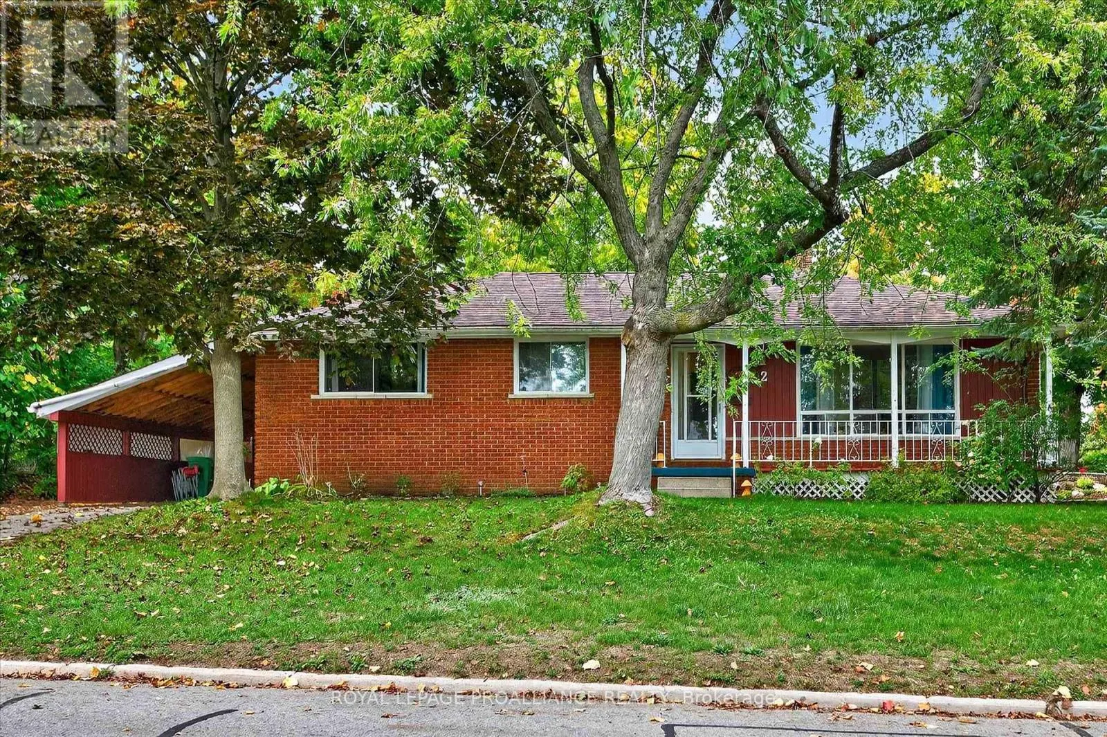 2 SENECA ROAD