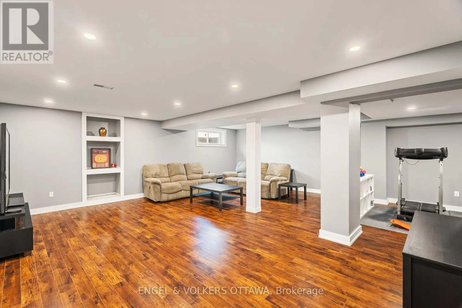 379 ARDMORE STREET