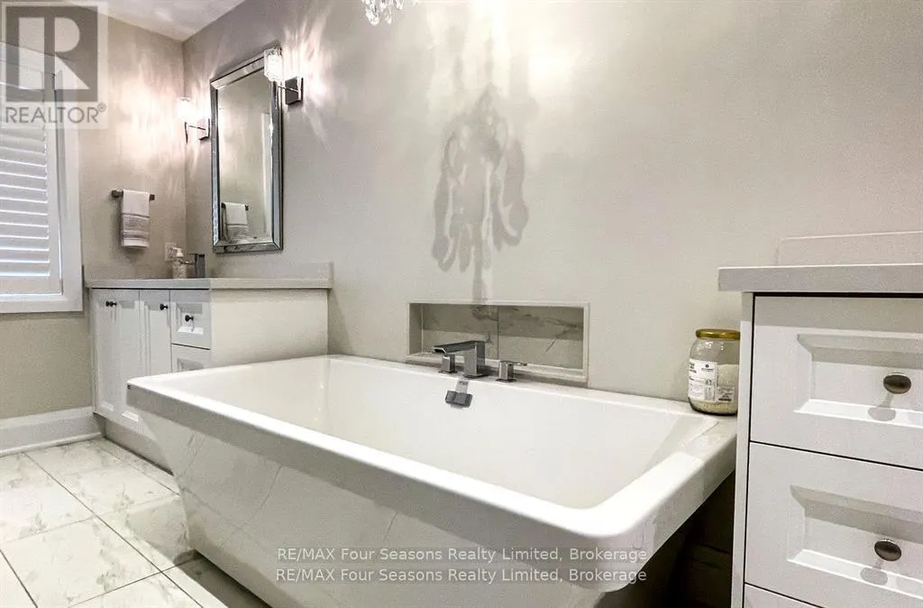 111 CRESTVIEW COURT