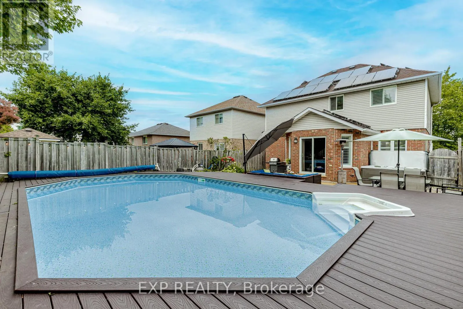 32 VINEBERG DRIVE
