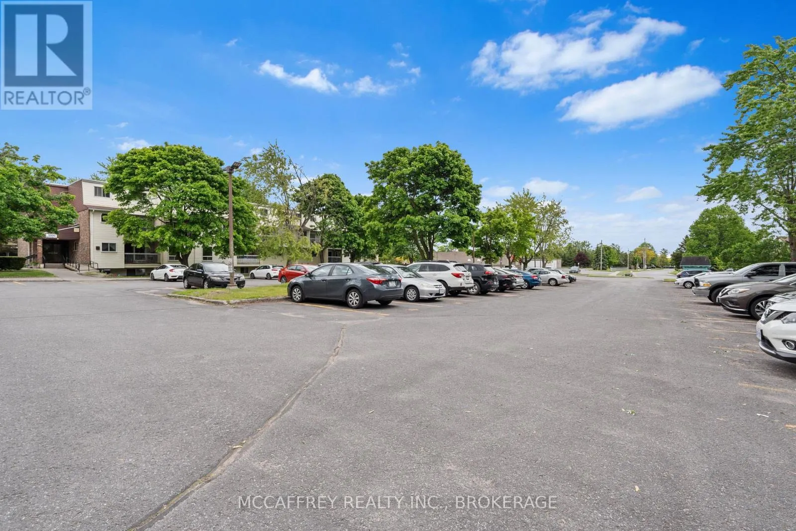 102 - 1010 PEMBRIDGE CRESCENT, #102