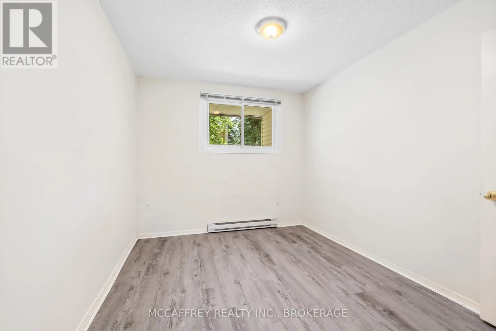 102 - 1010 PEMBRIDGE CRESCENT, #102