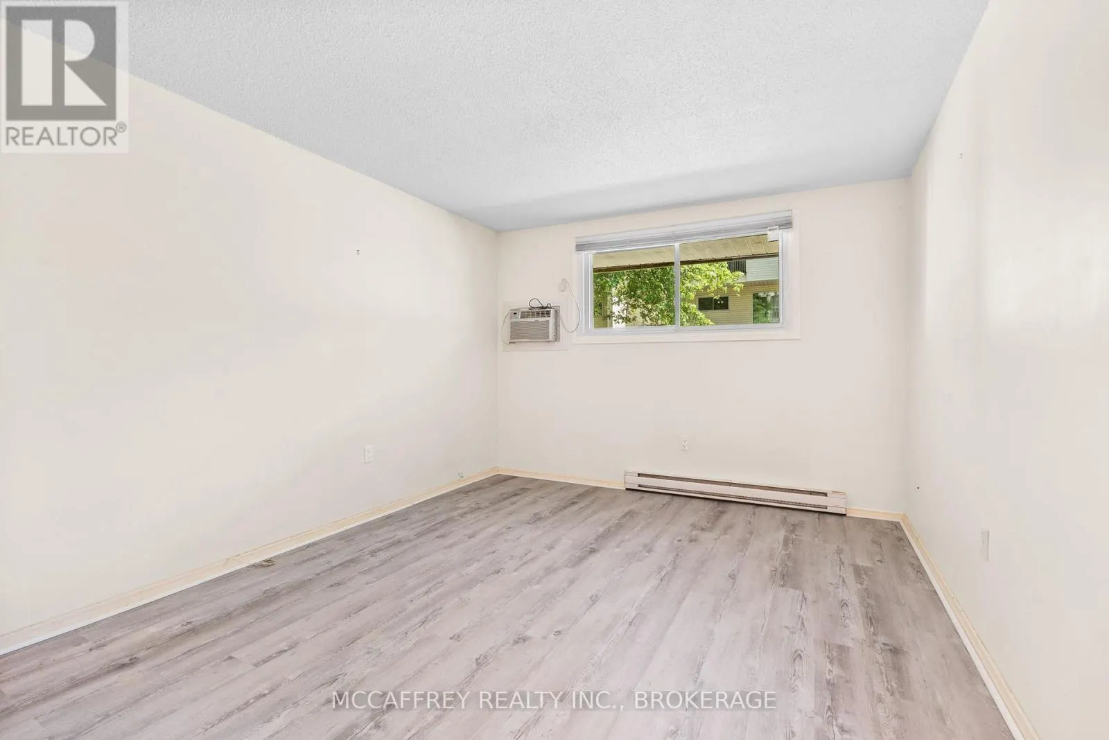 102 - 1010 PEMBRIDGE CRESCENT, #102