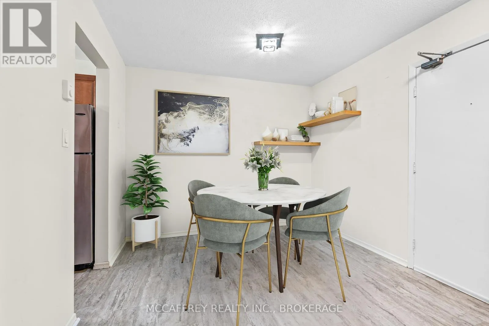 102 - 1010 PEMBRIDGE CRESCENT, #102