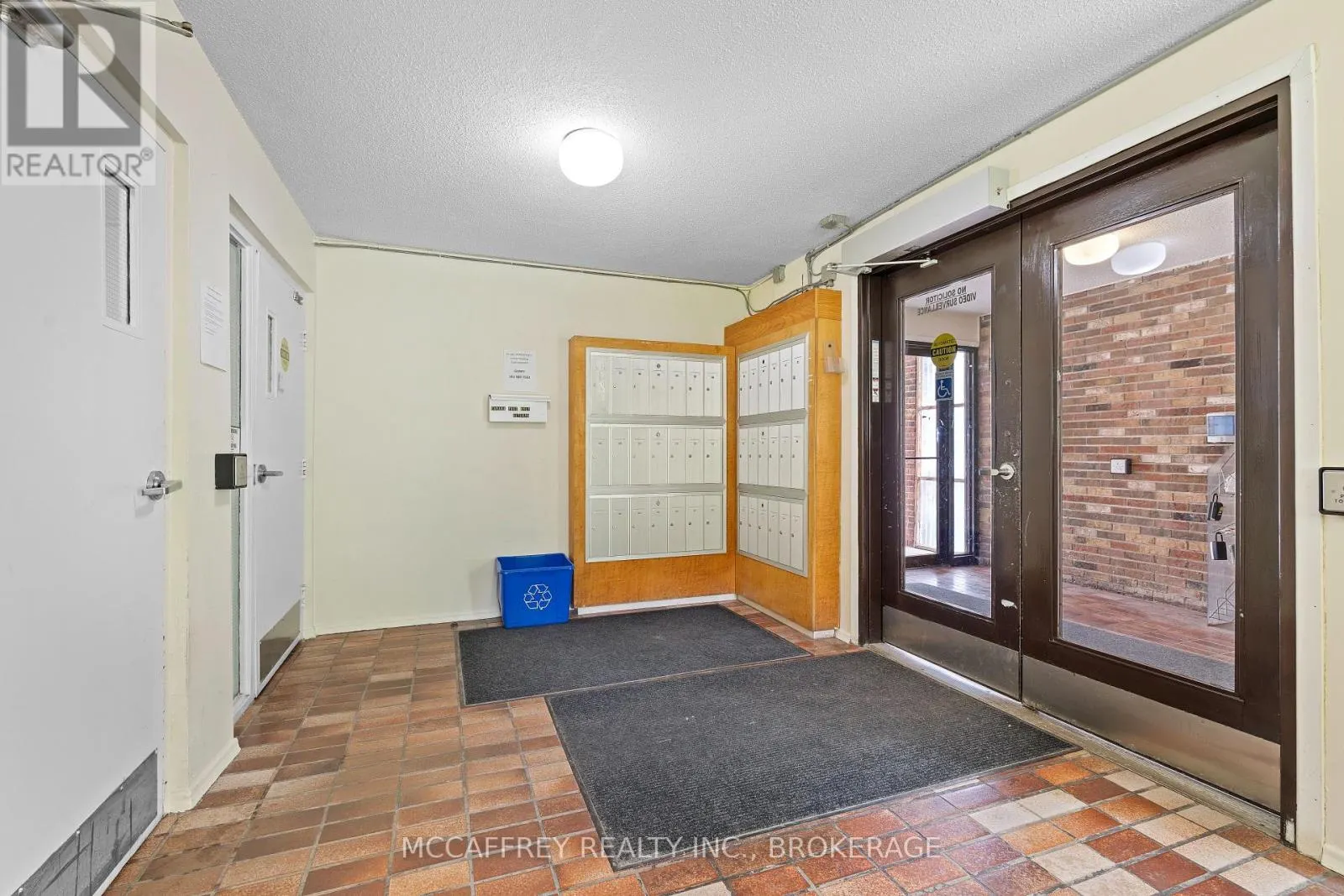 102 - 1010 PEMBRIDGE CRESCENT, #102