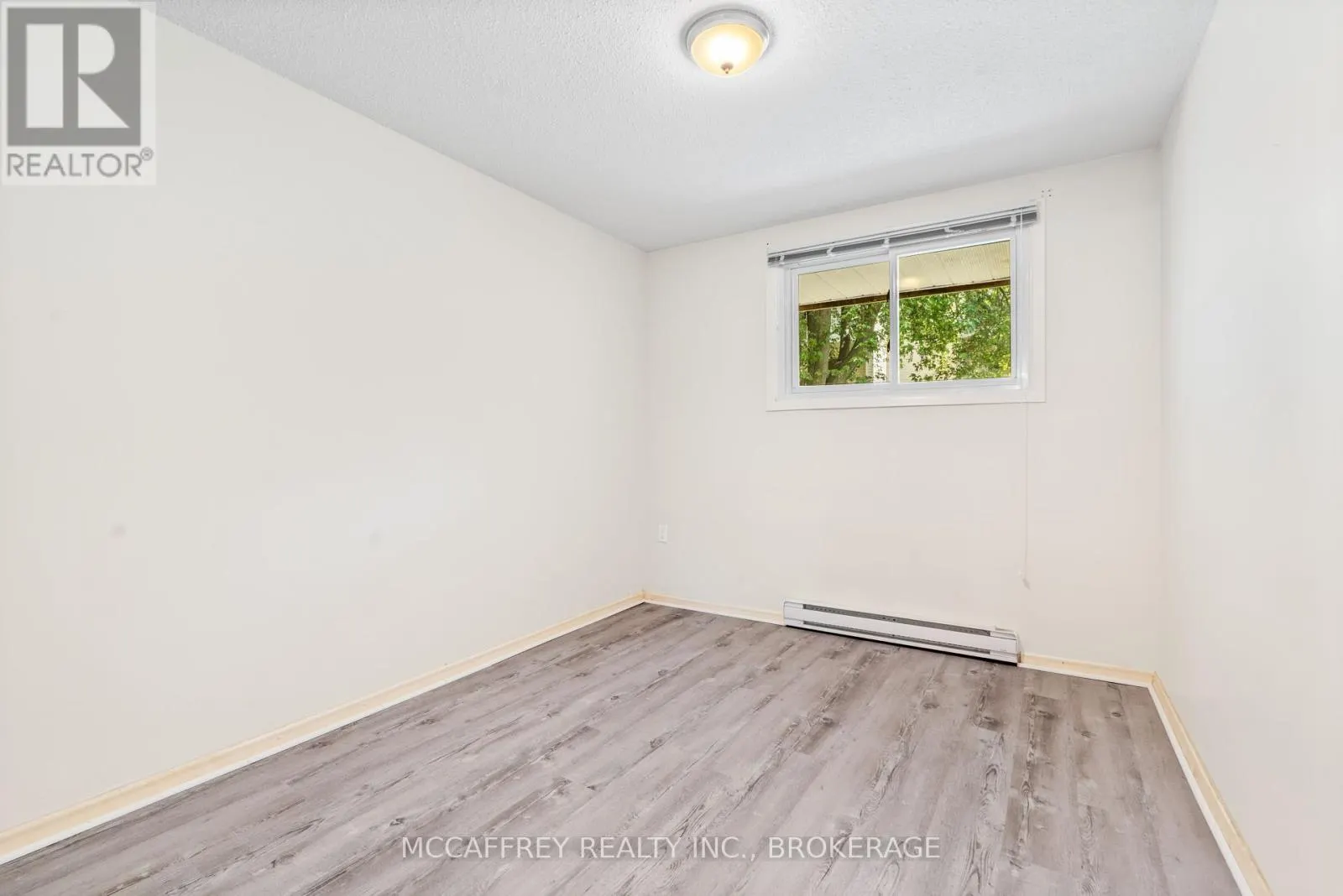 102 - 1010 PEMBRIDGE CRESCENT, #102