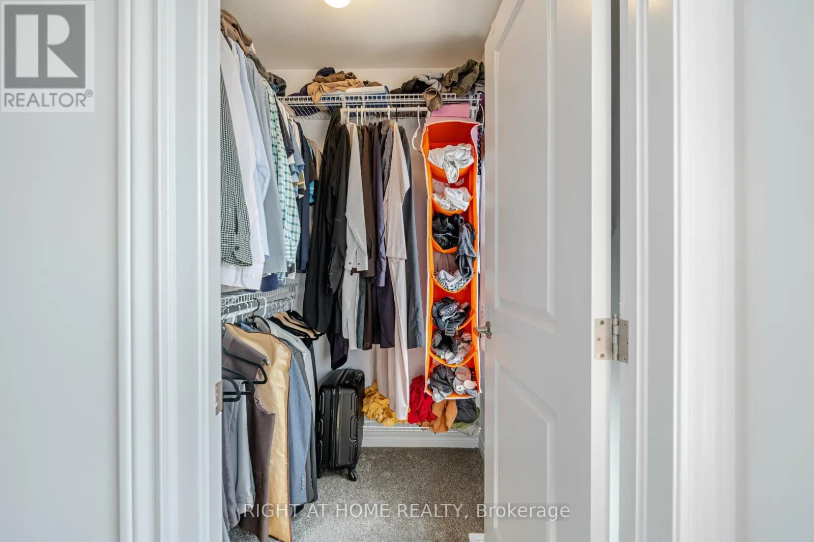80 - 461 BLACKBURN DRIVE