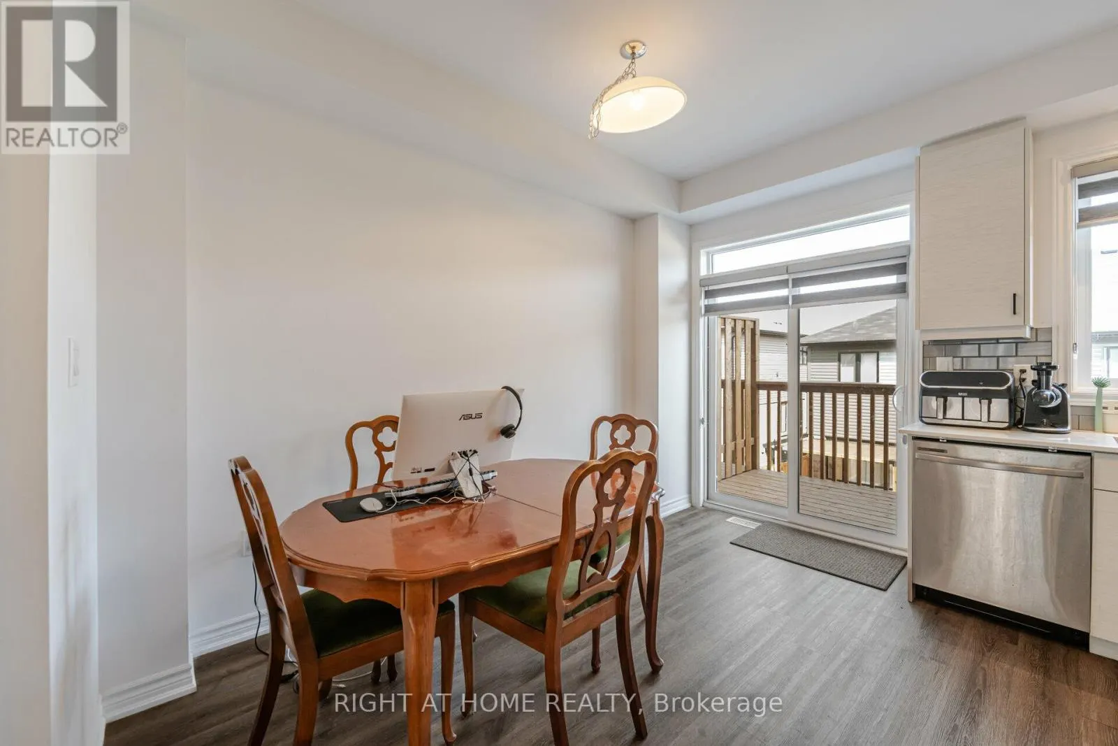 80 - 461 BLACKBURN DRIVE