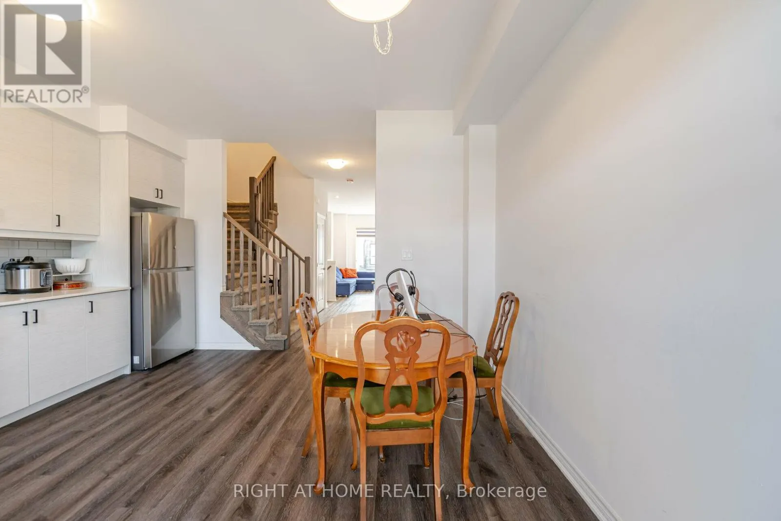 80 - 461 BLACKBURN DRIVE