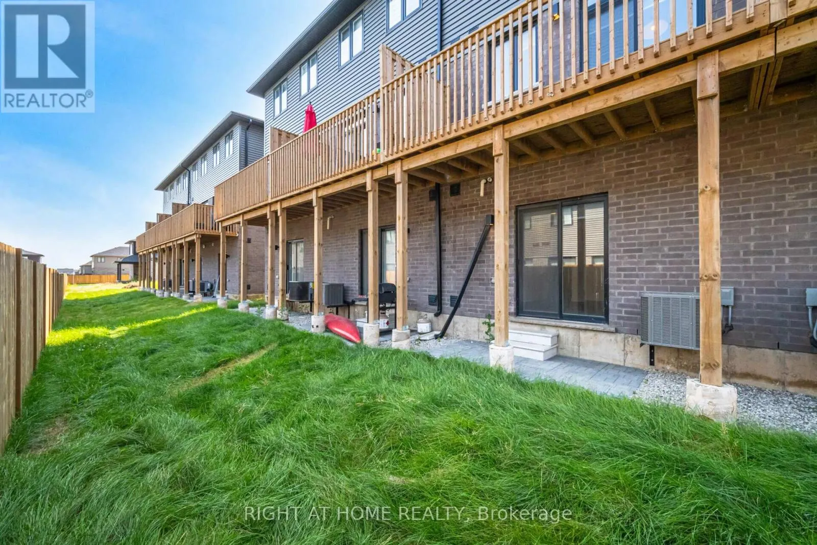 80 - 461 BLACKBURN DRIVE