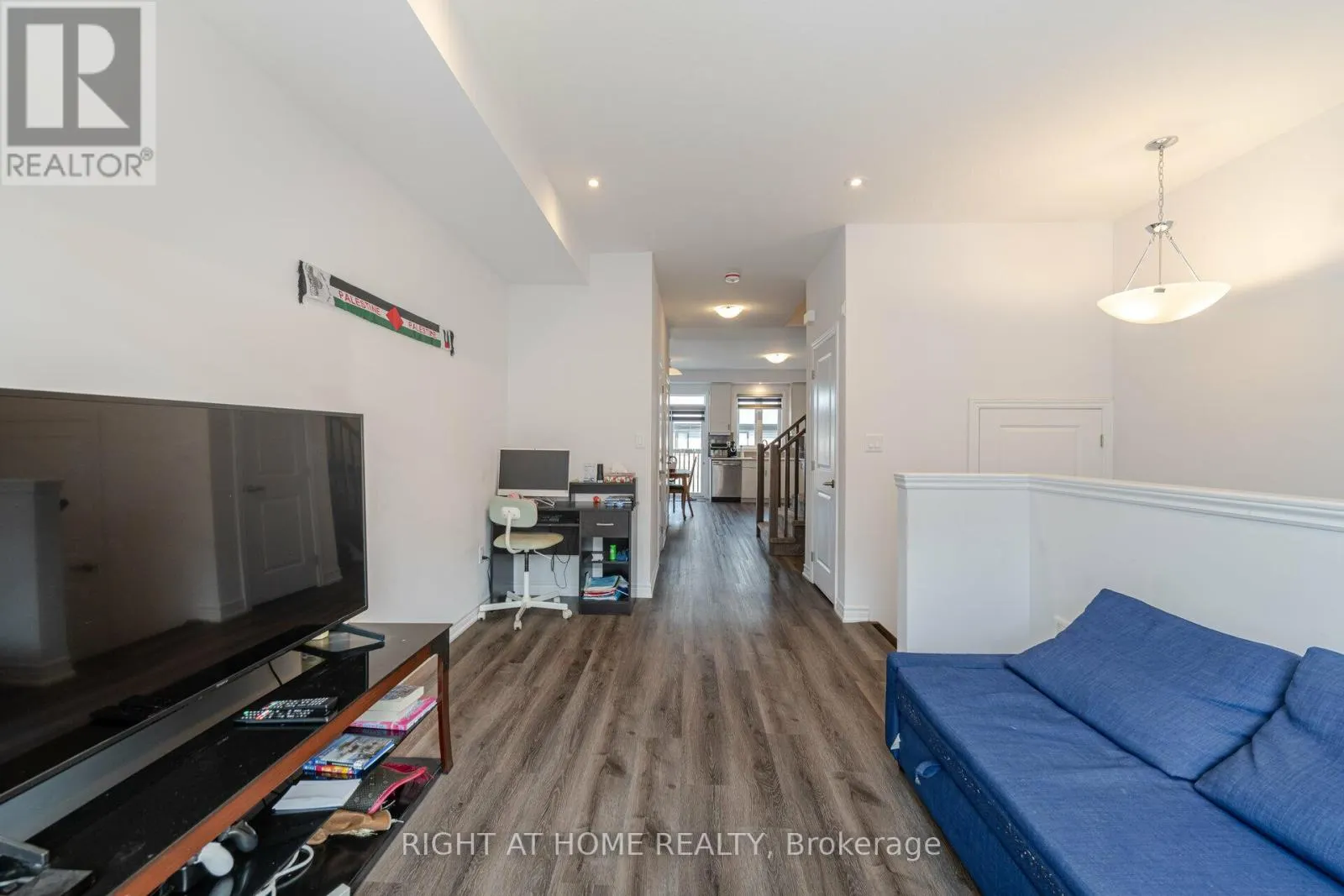 80 - 461 BLACKBURN DRIVE