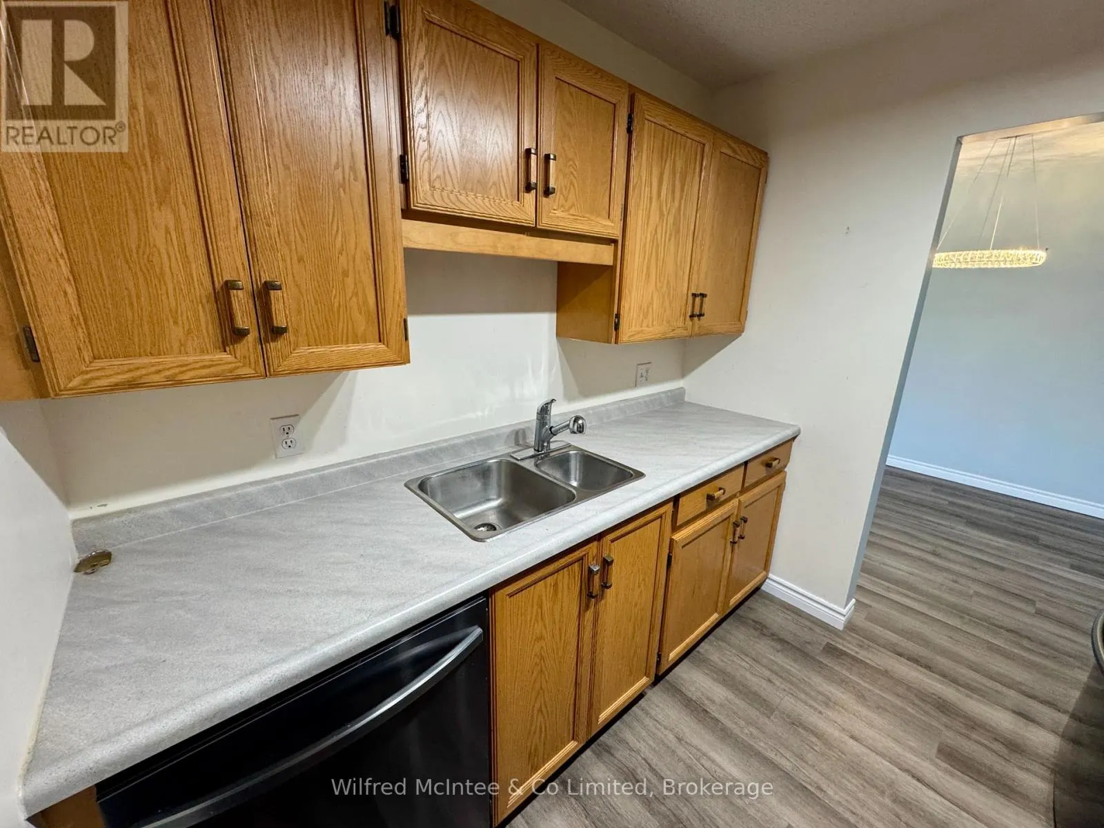 305 - 225 HINKS STREET, #305
