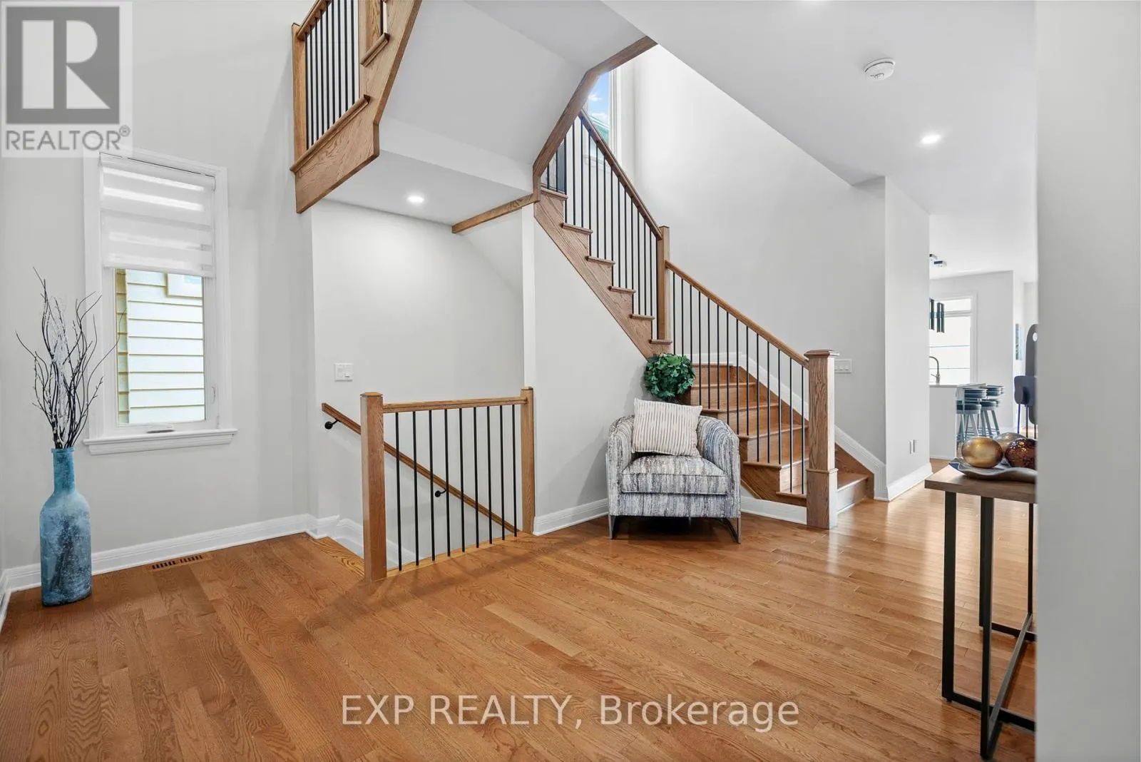 25 STANHOPE COURT
