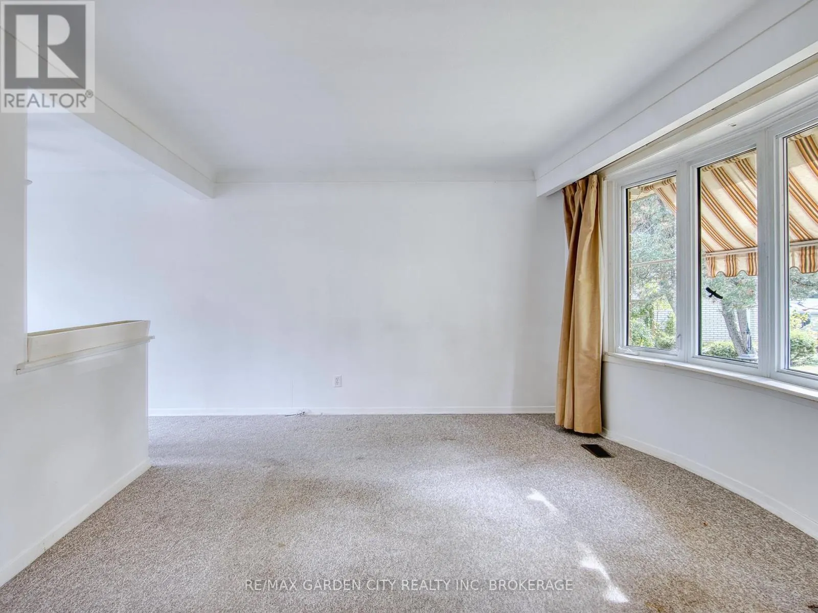 32 VIKING DRIVE