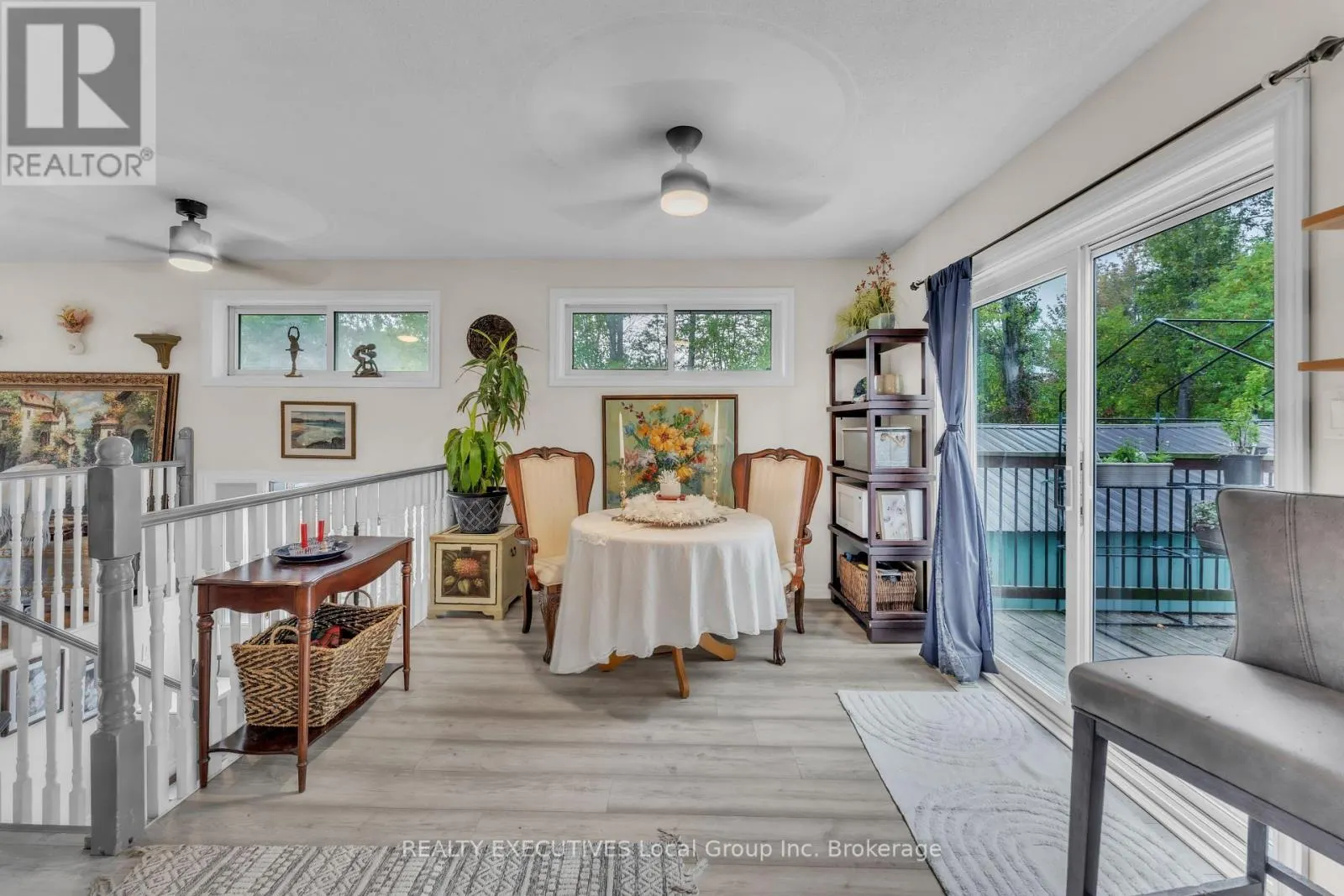 729 LAURIER AVENUE