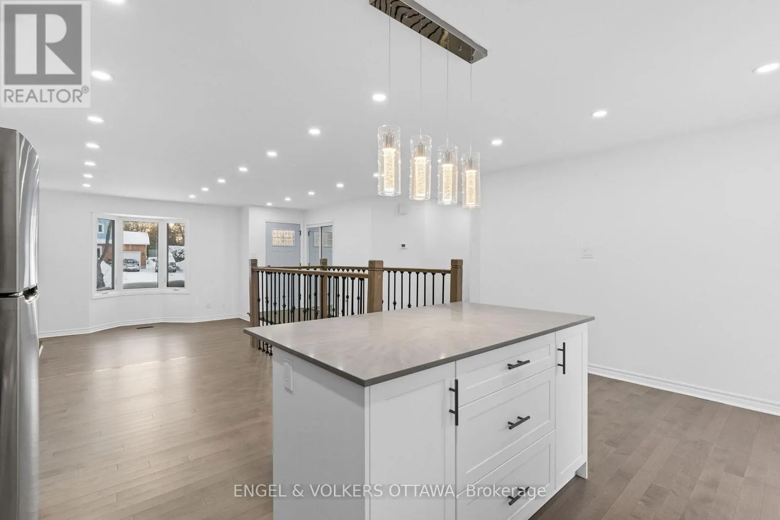 1375 TREBLA WAY