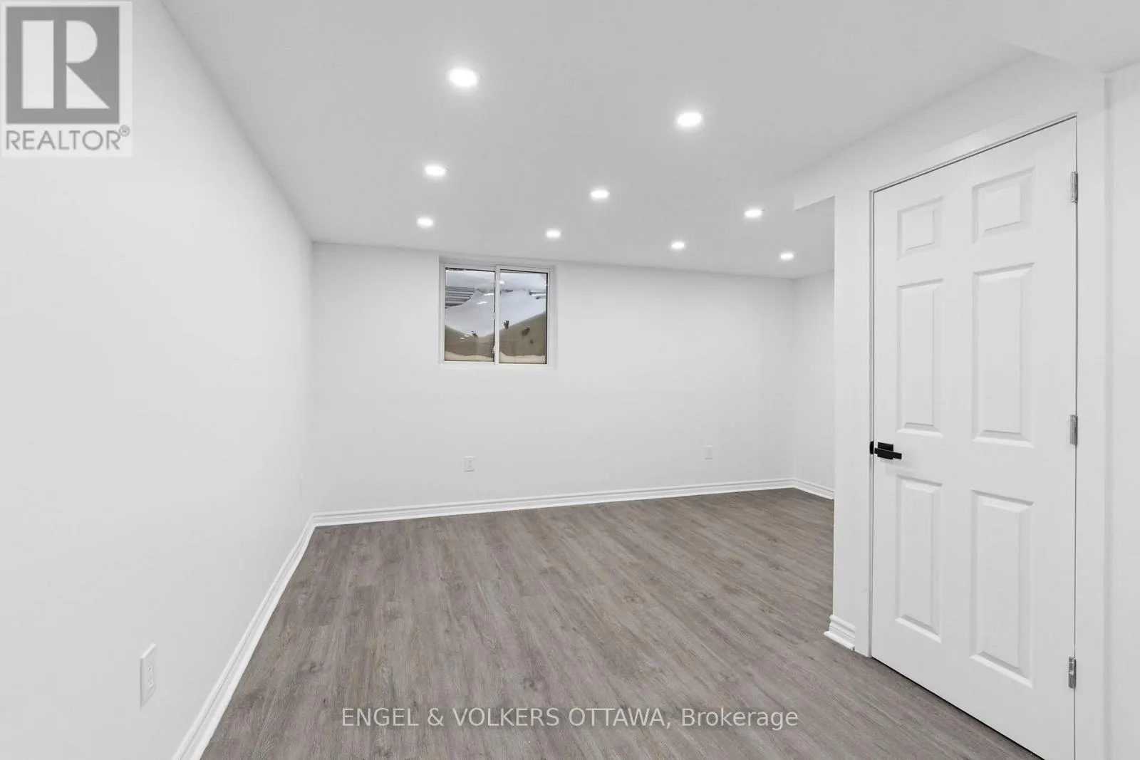 1375 TREBLA WAY
