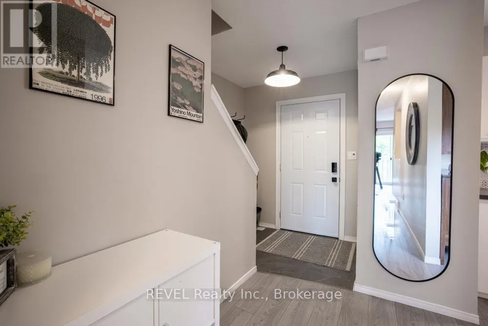 14 - 65 DORCHESTER BOULEVARD, #14