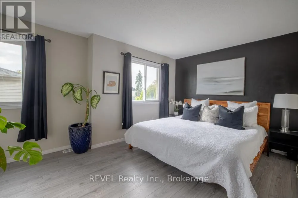14 - 65 DORCHESTER BOULEVARD, #14