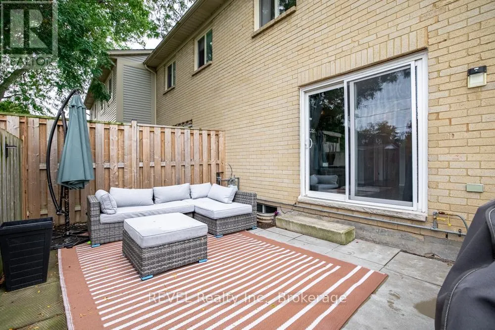 14 - 65 DORCHESTER BOULEVARD, #14