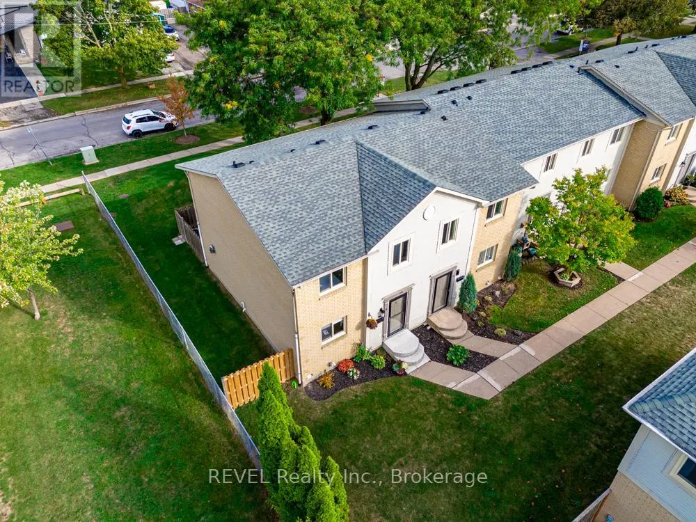 14 - 65 DORCHESTER BOULEVARD, #14