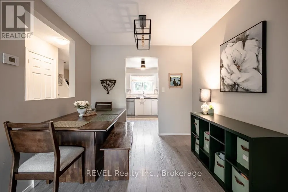 14 - 65 DORCHESTER BOULEVARD, #14