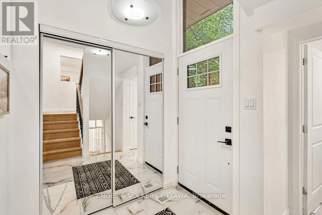 12 BAYSIDE PRIVATE