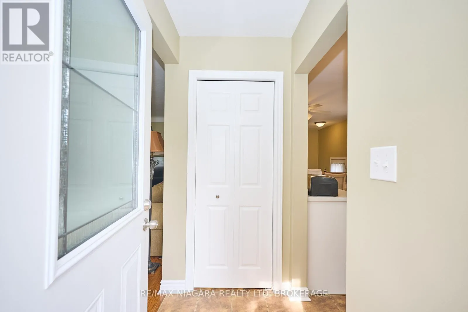 23 HUNTLEY CRESCENT