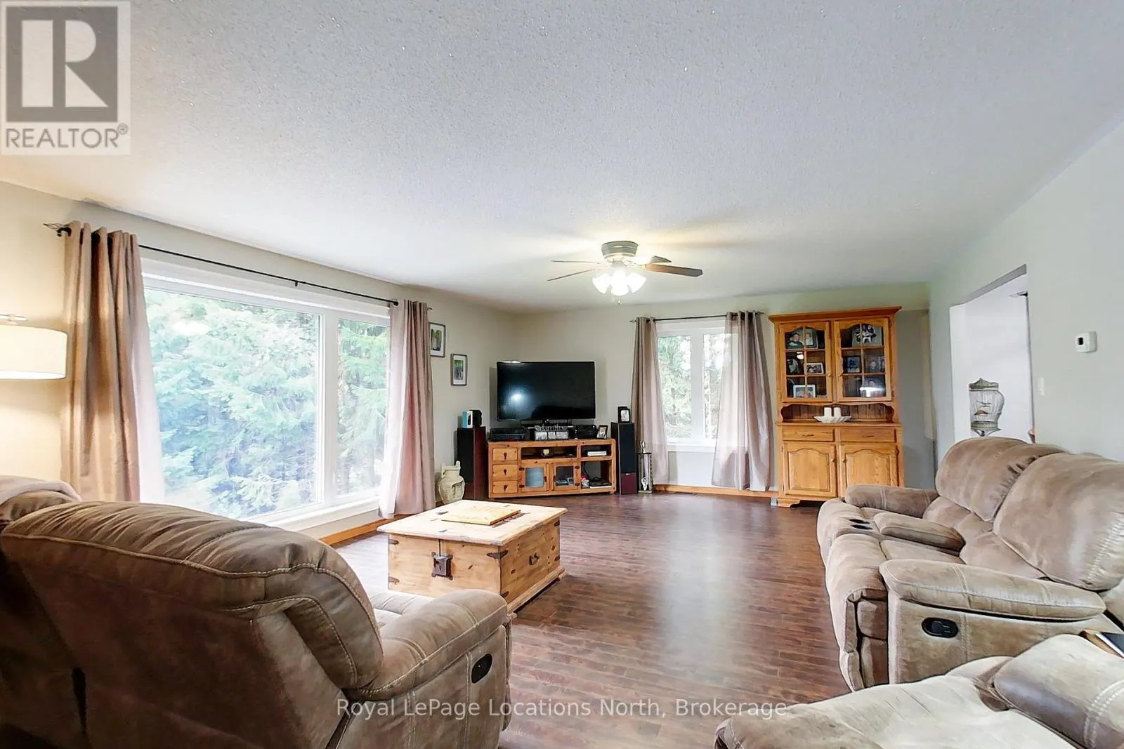 137794 GREY RD 12 ROAD S