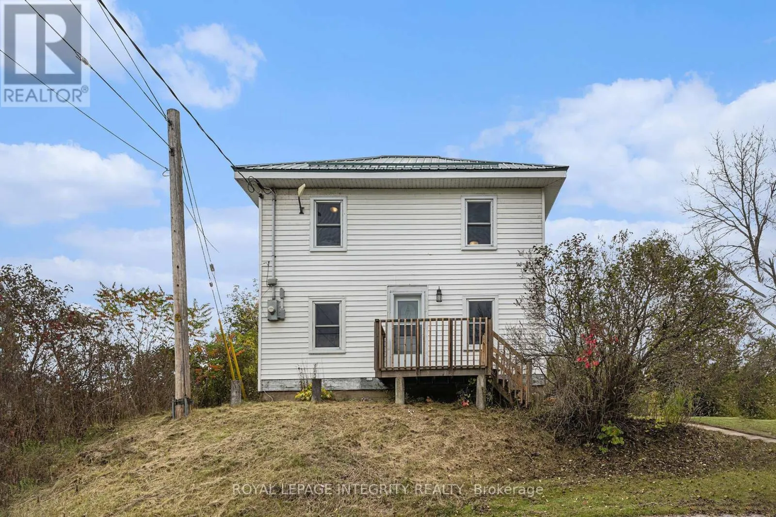 1081 ELM TREE ROAD