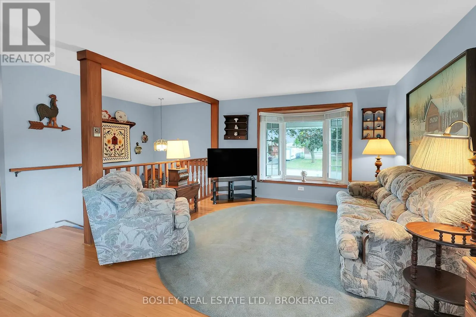 25 LAWRENCE DRIVE