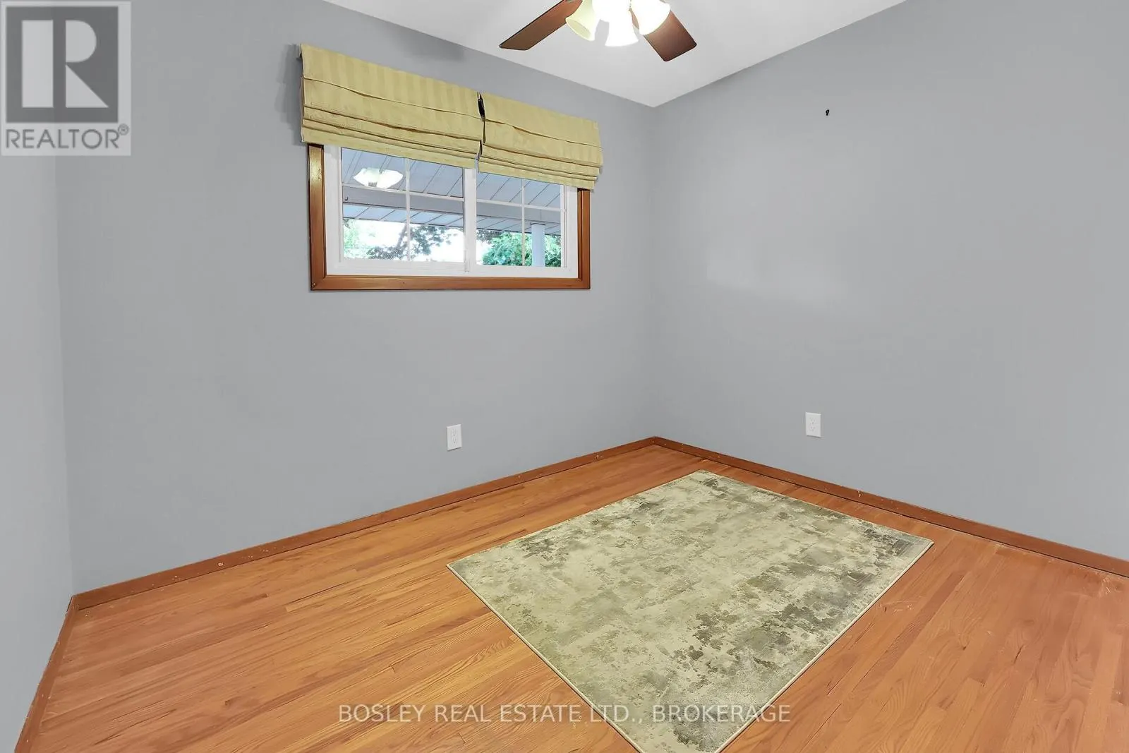 25 LAWRENCE DRIVE