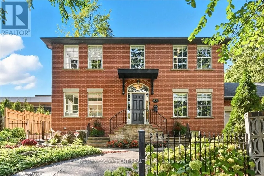 120 AMELIA STREET