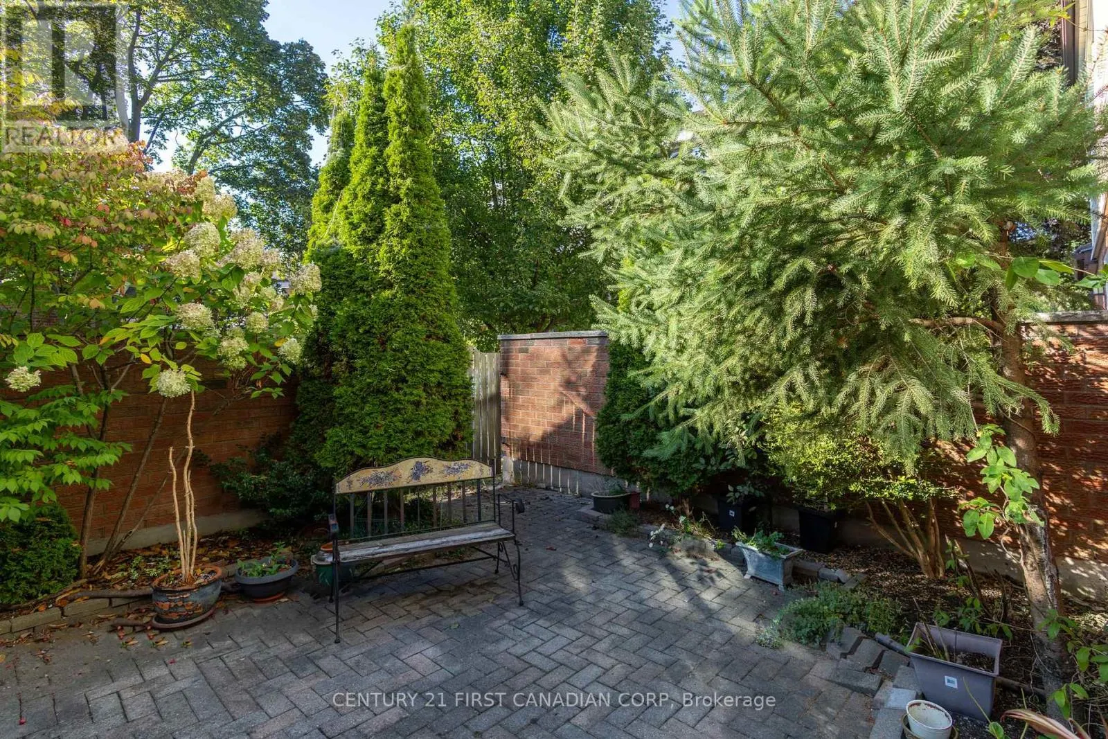 20 - 770 FANSHAWE PARK ROAD E, #20